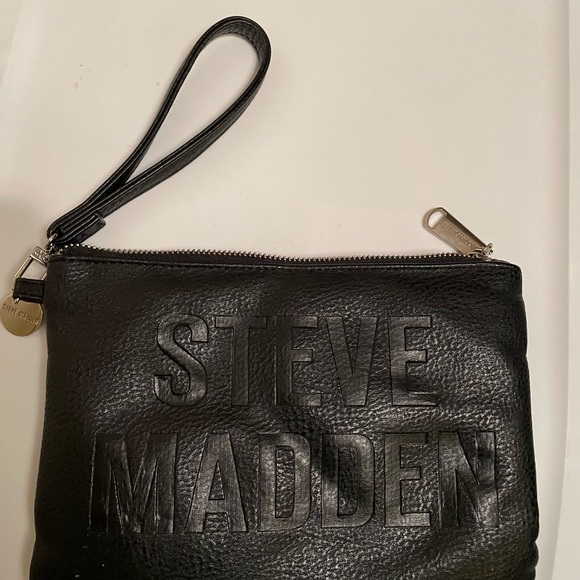 Steve Madden clutch - Picture 3 of 4